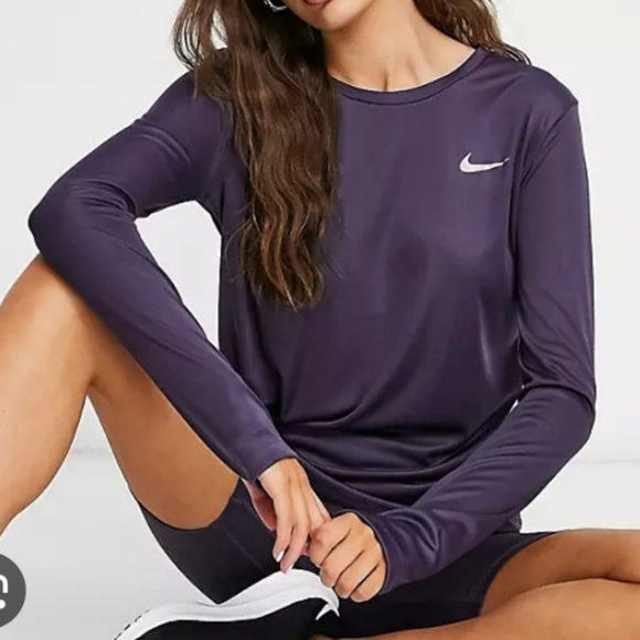 NIke Running DRI FIT Long Sleeve Purple Size Small - Picture 3 of 13